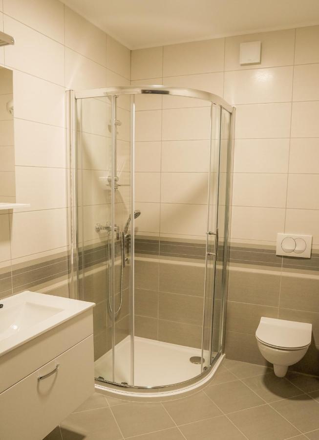 Bed and Breakfast Industrial Belisce Zewnętrze zdjęcie